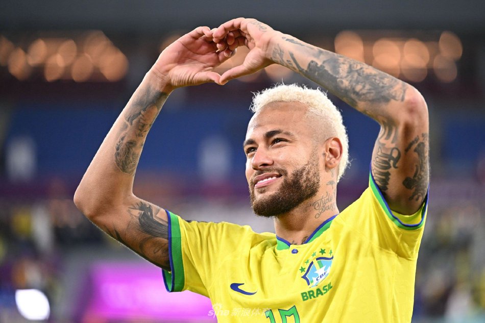 拭目以待 拭目以待