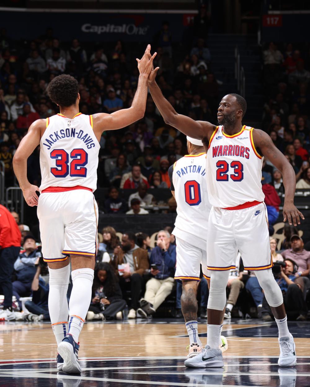 本相符合 本相符合