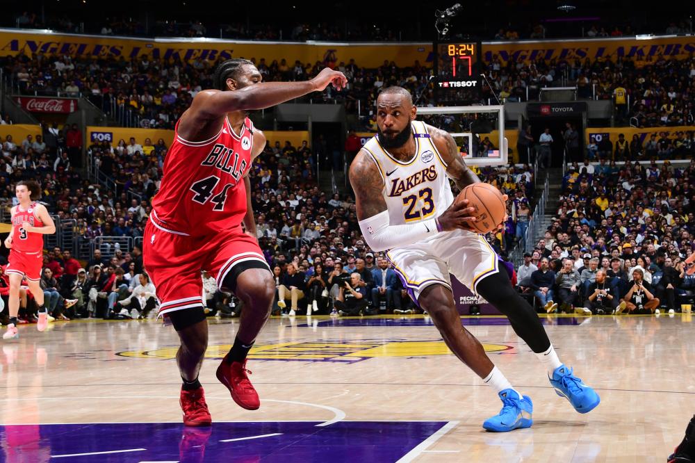 他展示了优 他展示了优